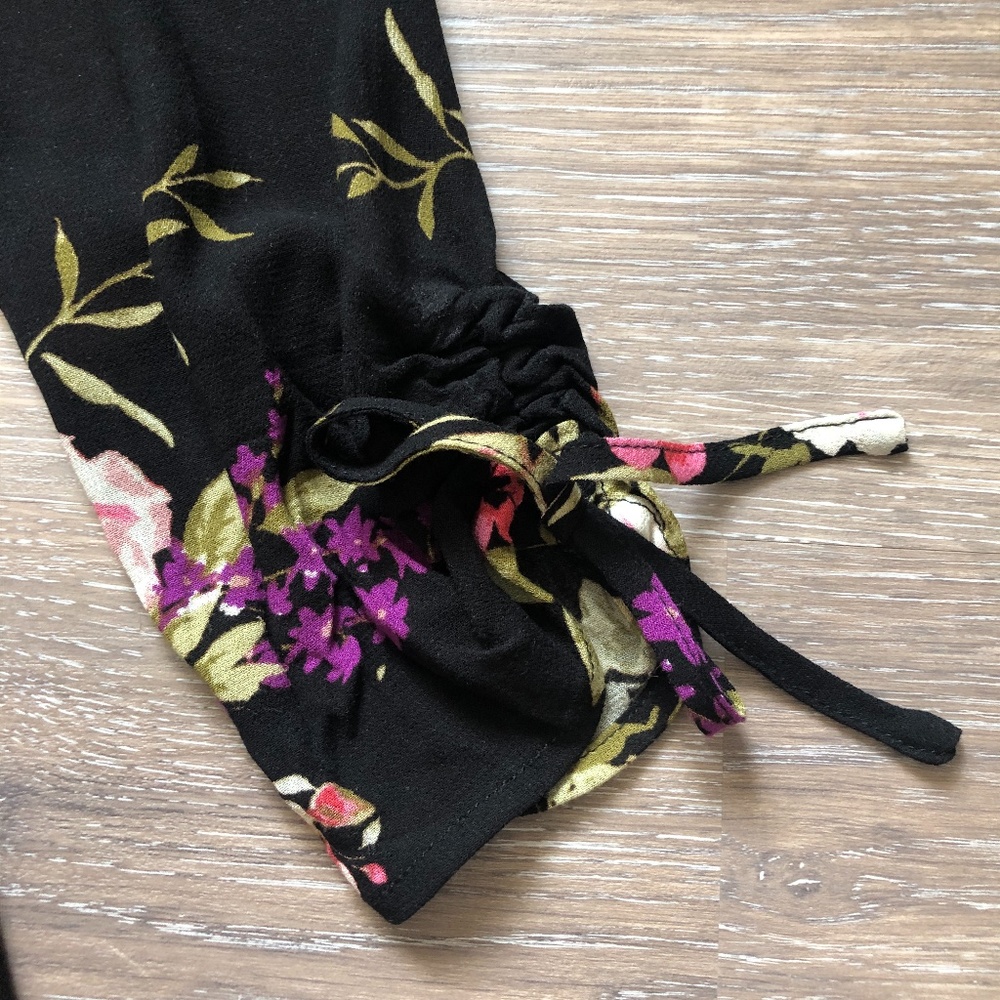 🎉HP🎉 Urban Outfitters Ecote Lizzie Black Floral Mini Dress - Picture 7 of 10